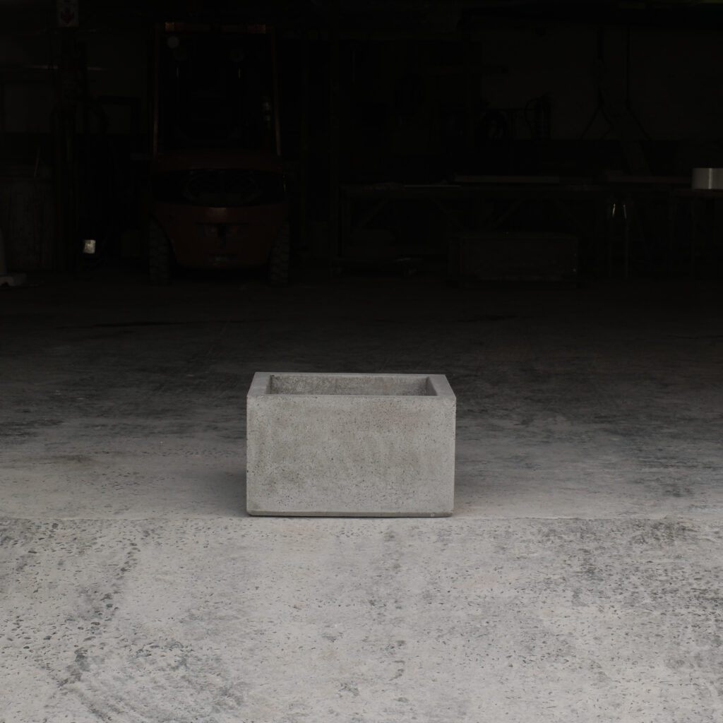 Stonecast concrete Patio Quad planter