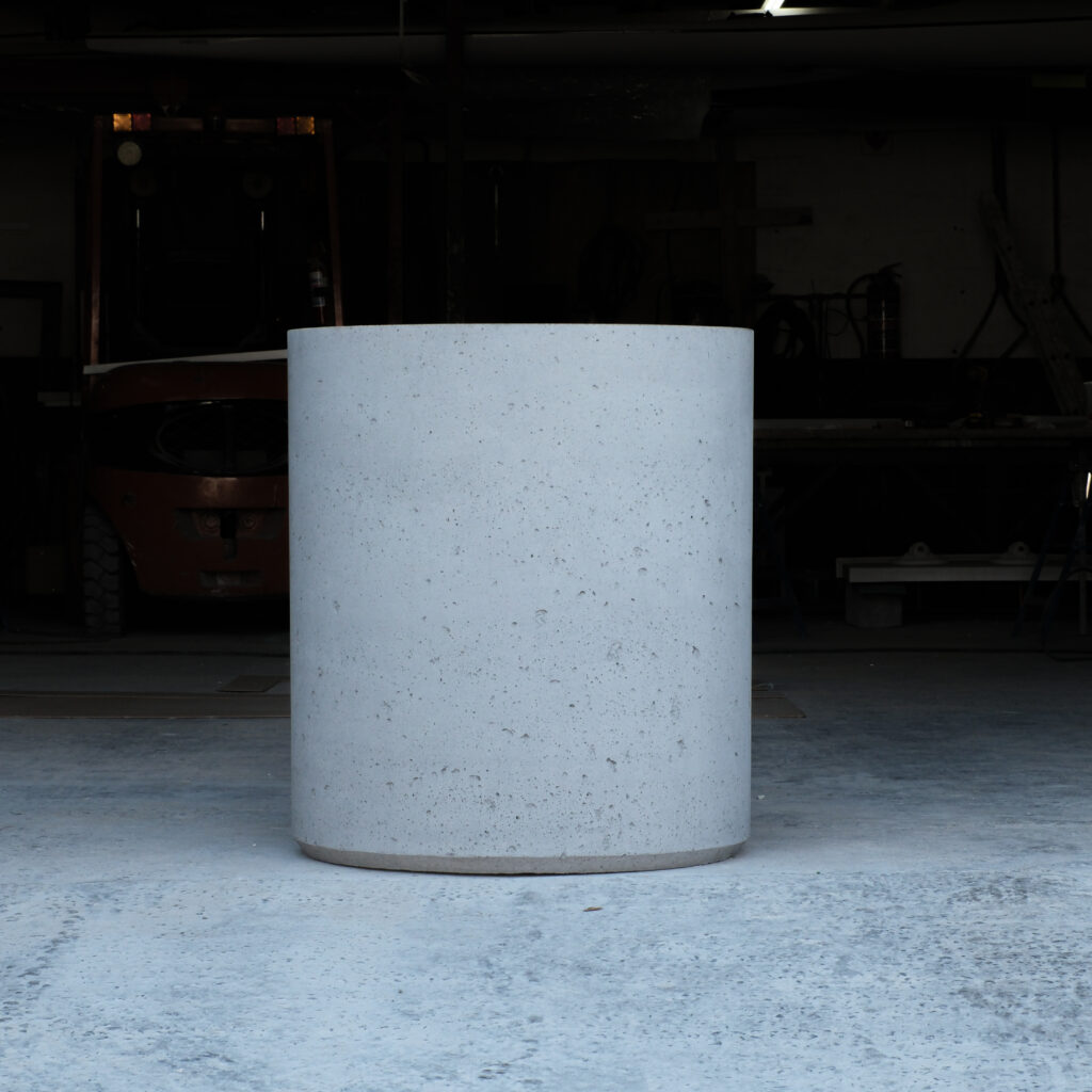 Stonecast concrete Cannoli pot in Portland Grey