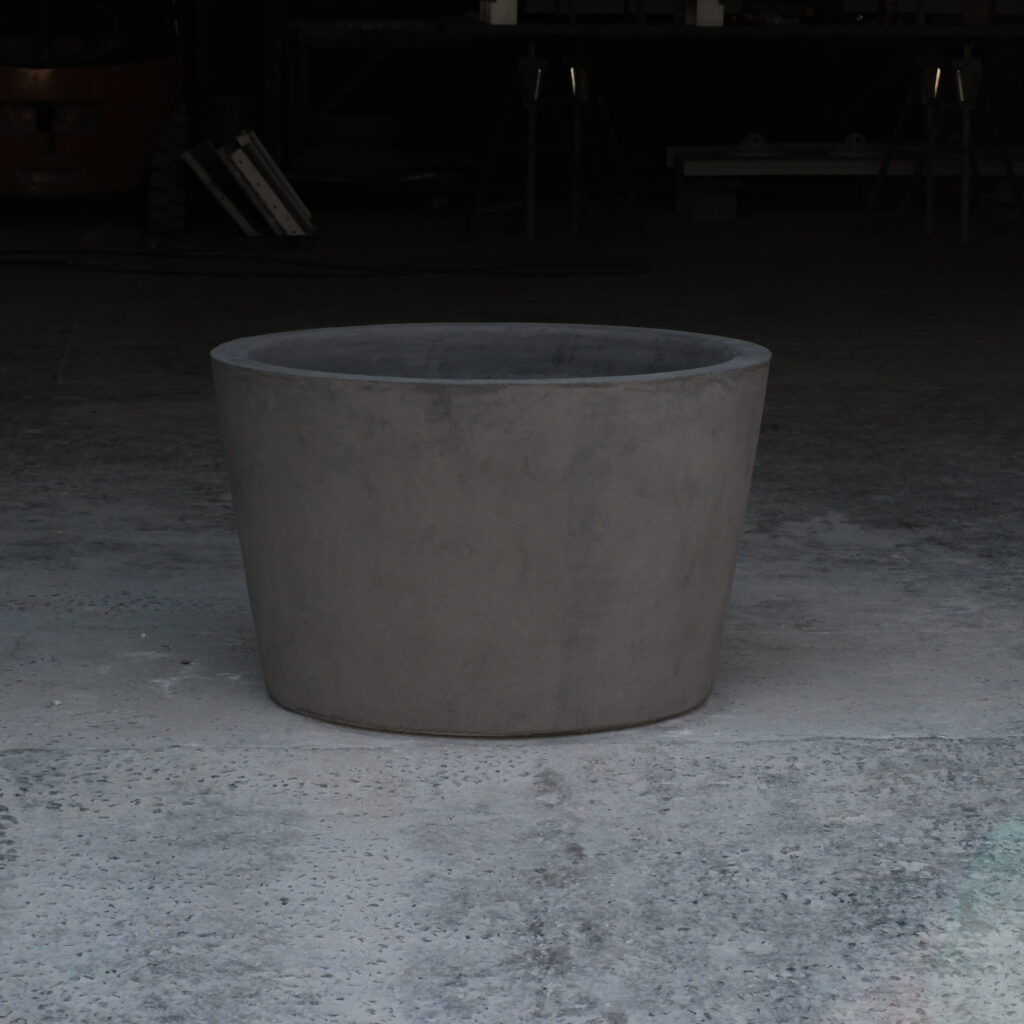 Stonecast Wine Zen Planter in Smooth Slate colour