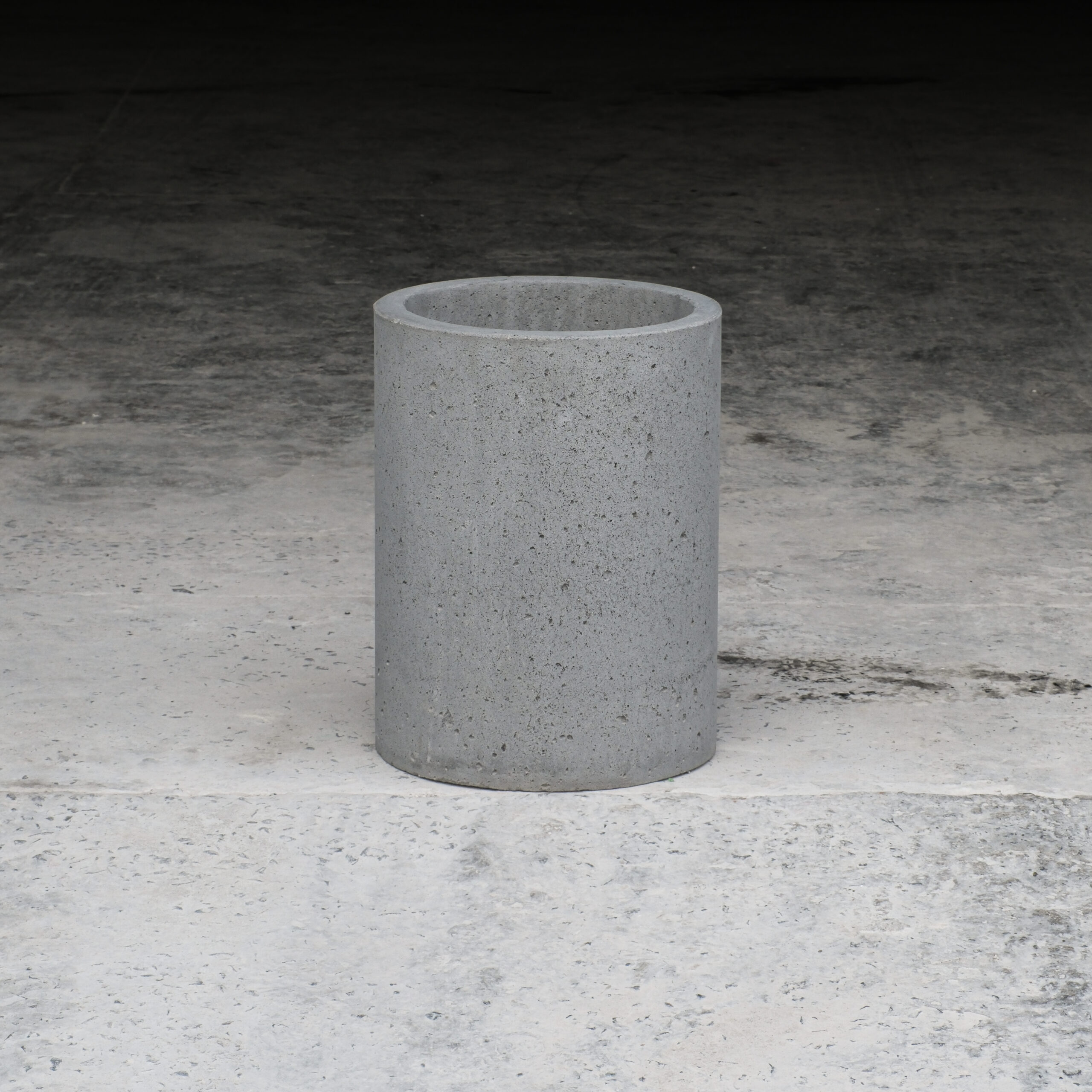 Noodle Pot 3 Stonecast concrete Noodle Pot